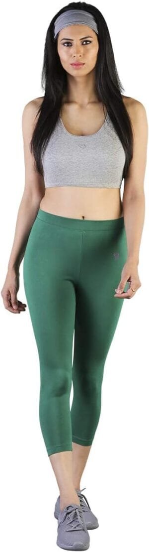 Tailored Cut & Classic Fit Coloured Cotton Capri Leggings for Women